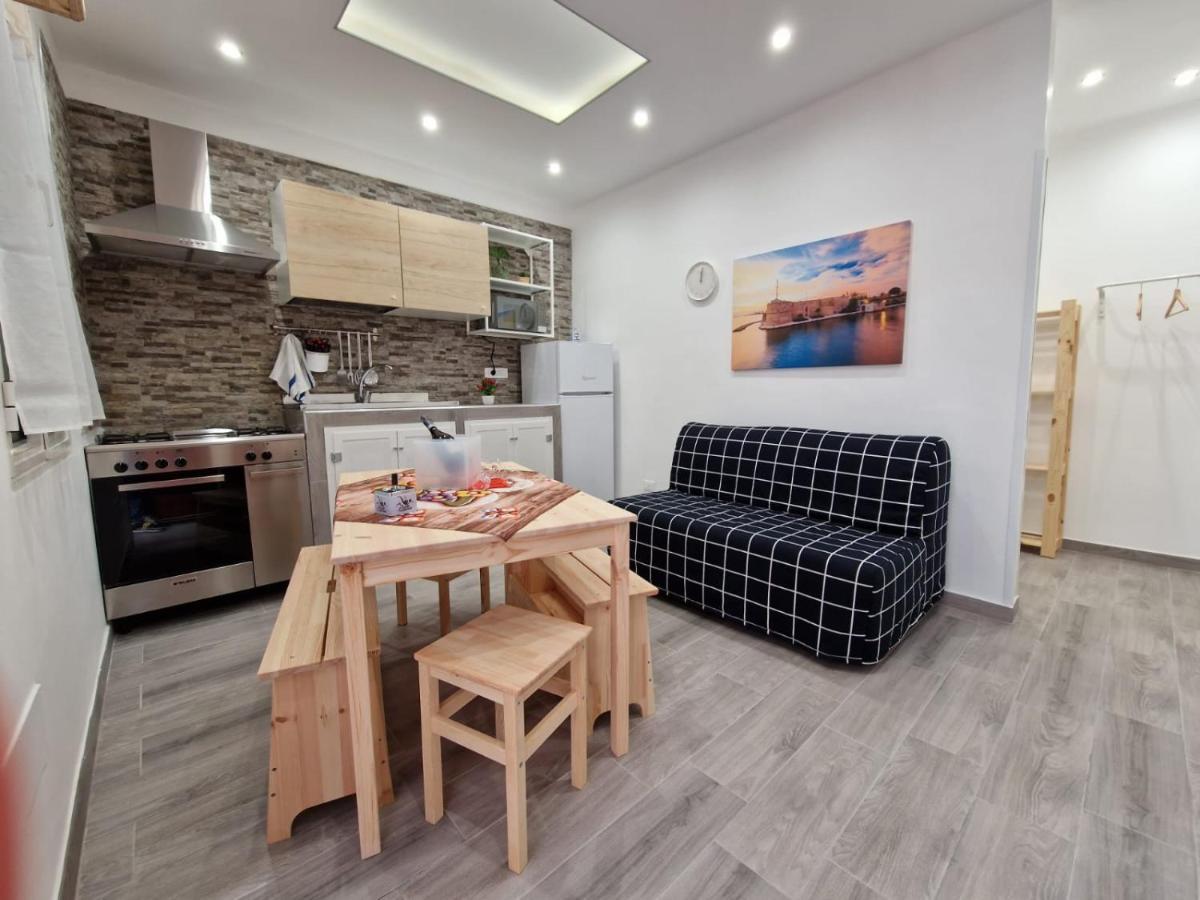 ホテル La Casa Di Teresa タラント エクステリア 写真